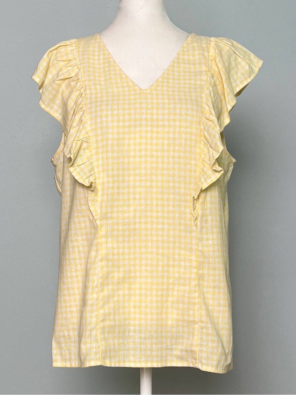 Yellow Gingham Linen-Blend Flutter Sleeve Blouse | Medium